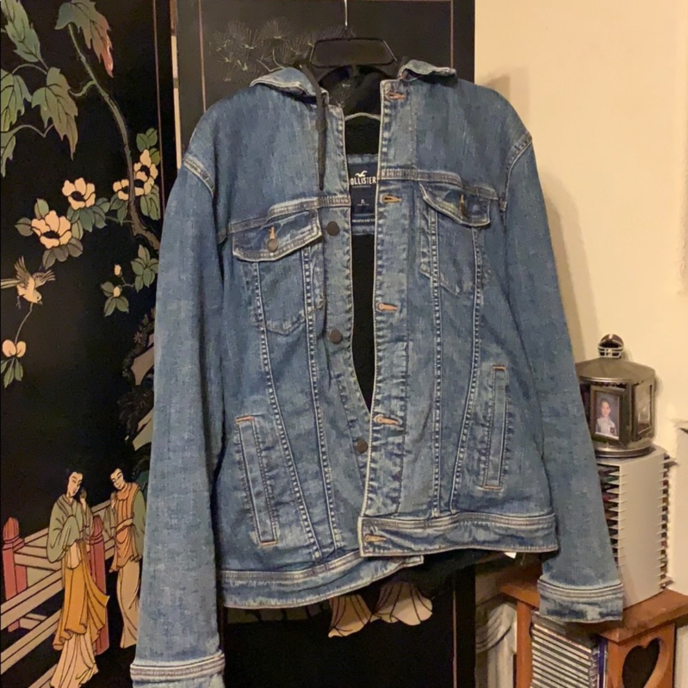 Hollister jean jacket with hoodie